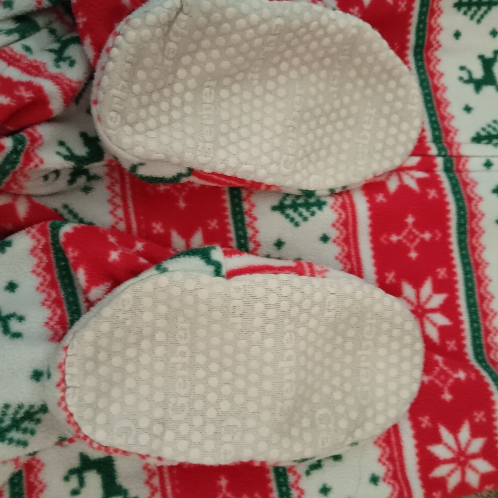 Bundle Of Girls PJs - Picture 8 of 9